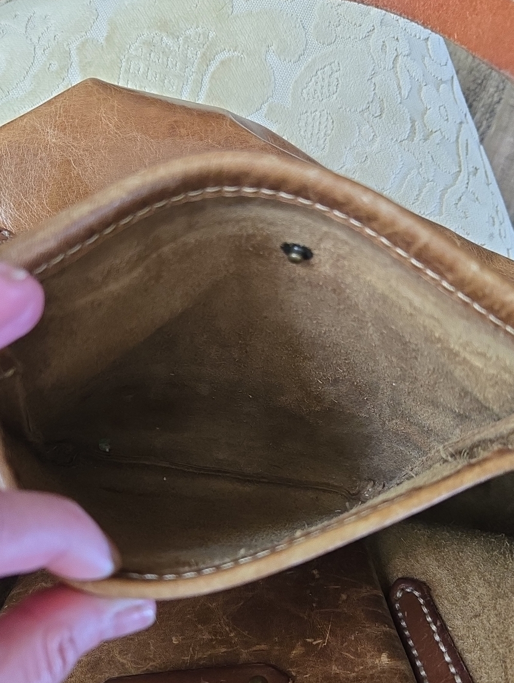 Fount Bellfield Tote - Picture 7 of 15